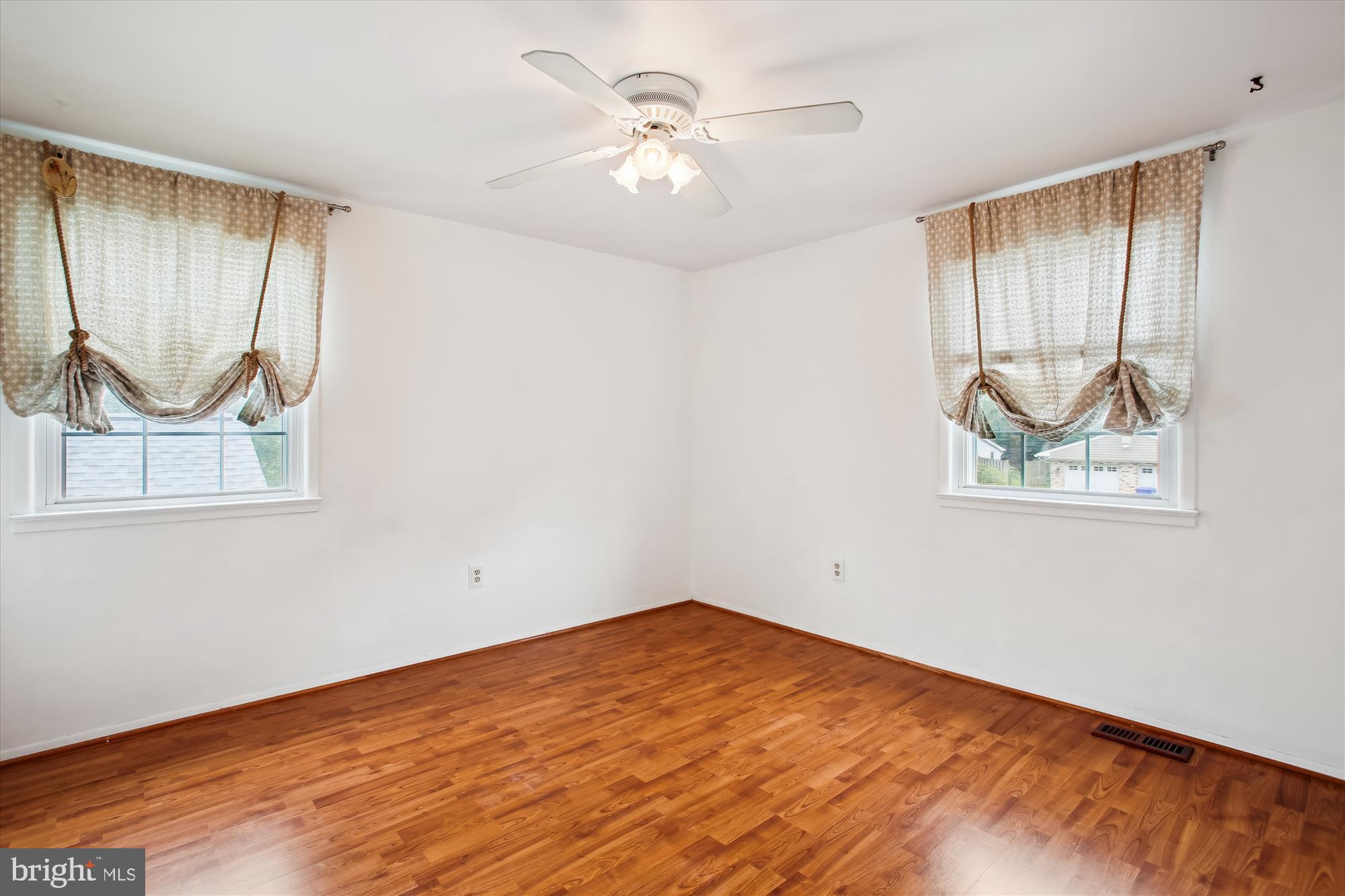 4129 MEADOW HILL LANE