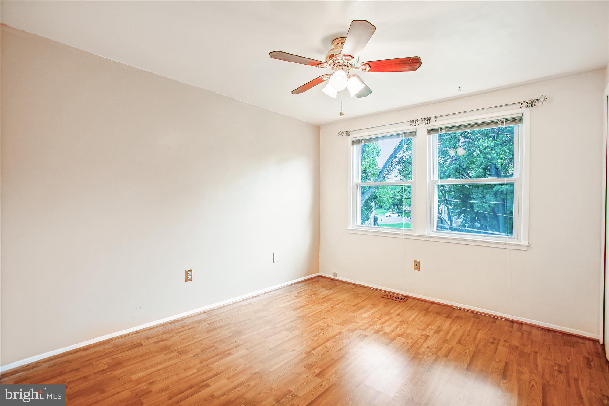 4129 MEADOW HILL LANE