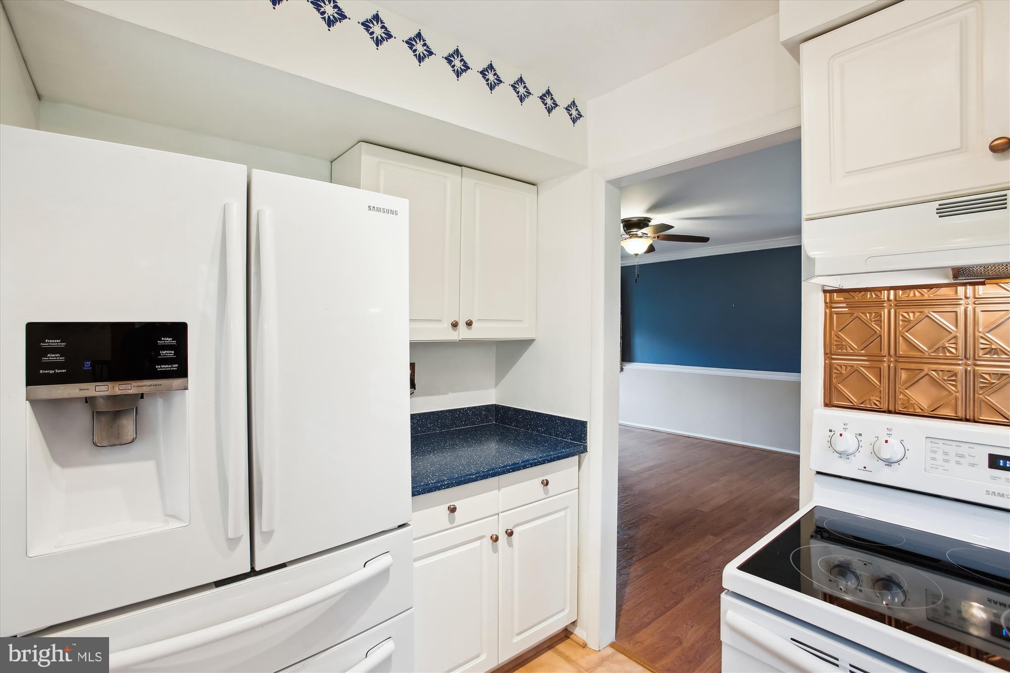 4129 MEADOW HILL LANE