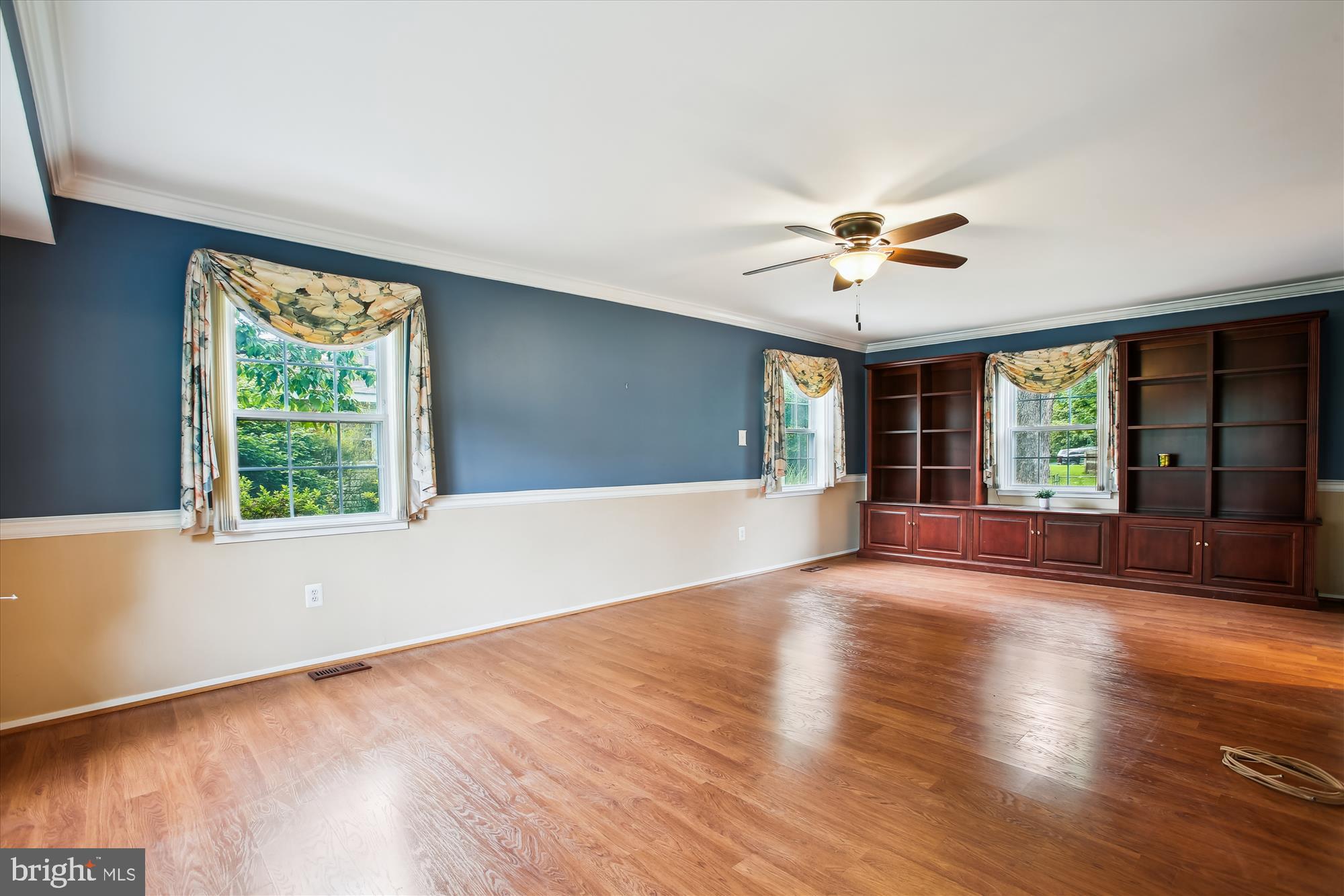 4129 MEADOW HILL LANE