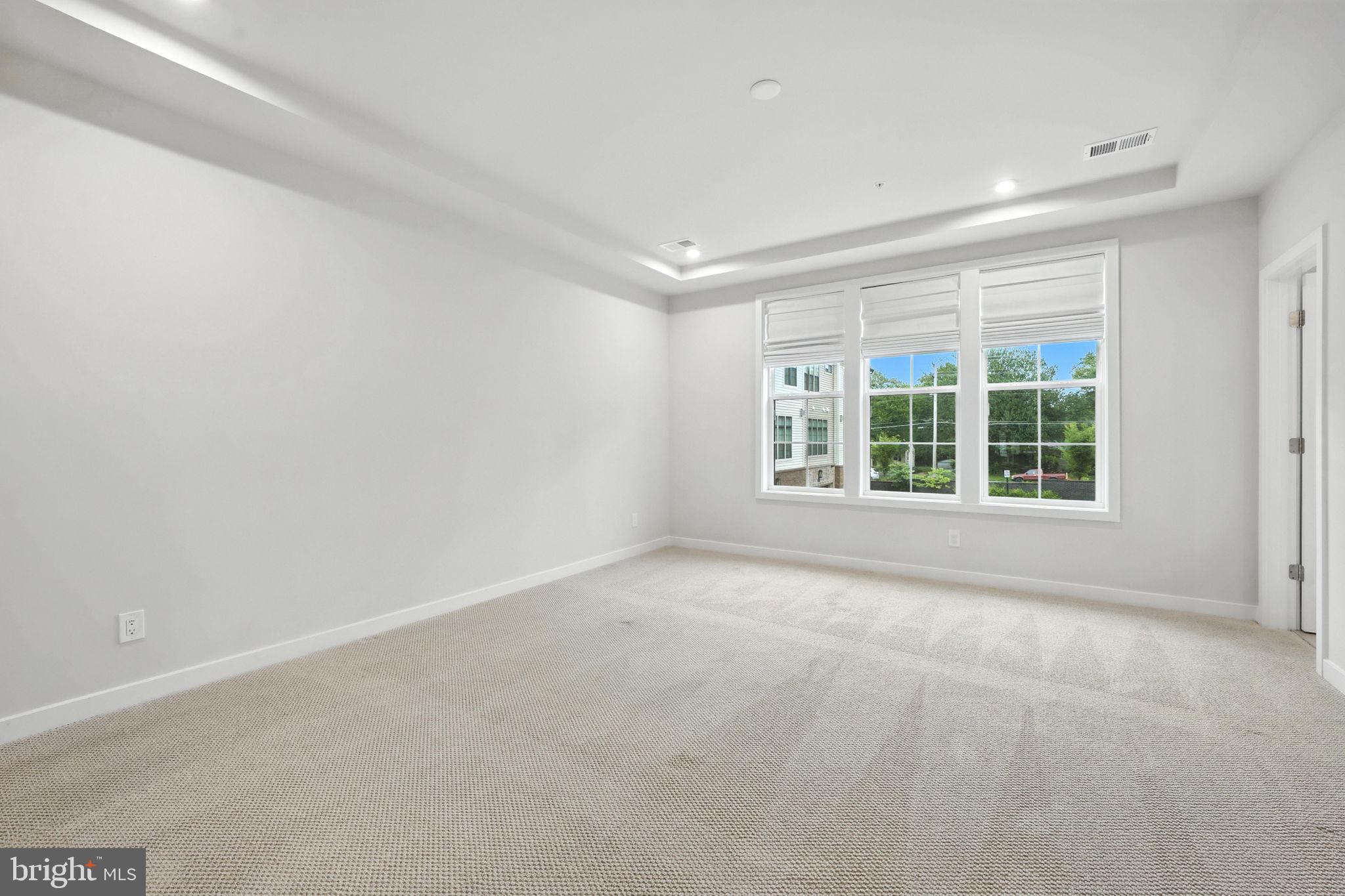 7548 SAWYER FARM WAY 1407