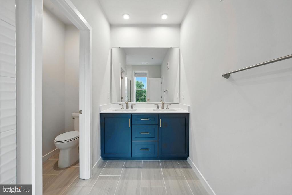 7548 SAWYER FARM WAY 1407
