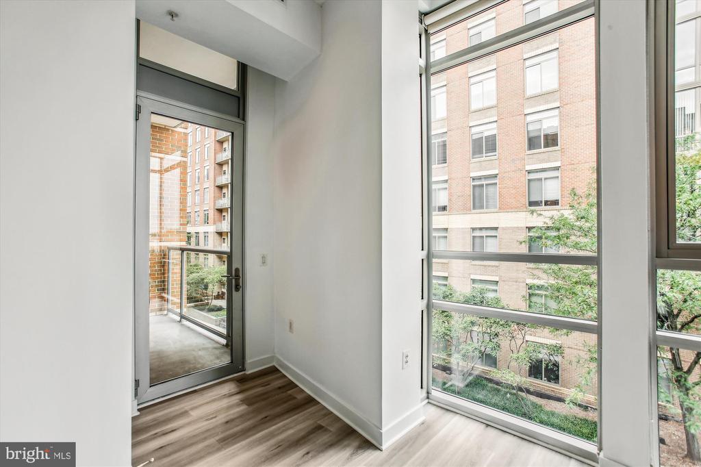12025 NEW DOMINION PARKWAY 305