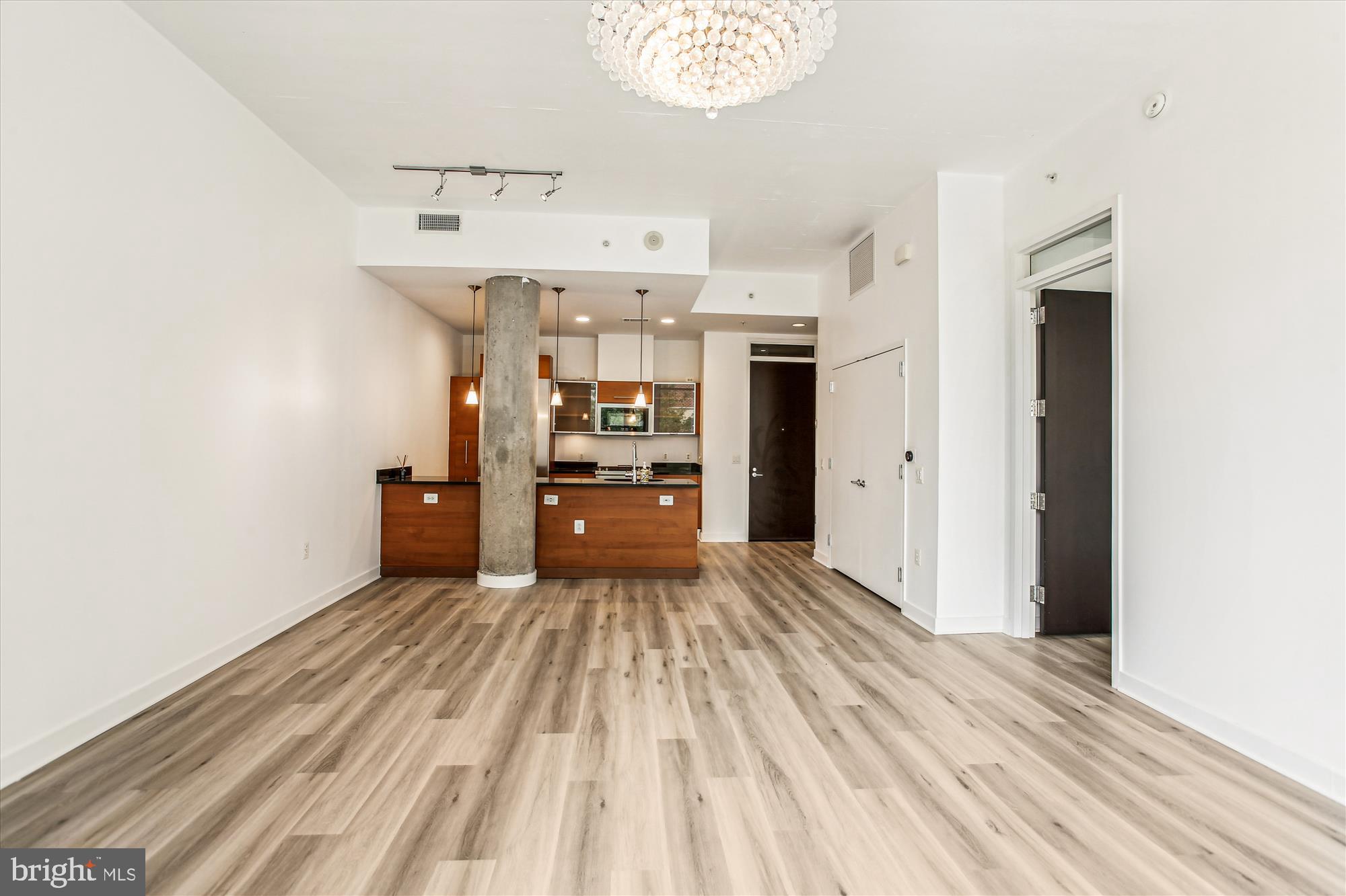 12025 NEW DOMINION PARKWAY 305