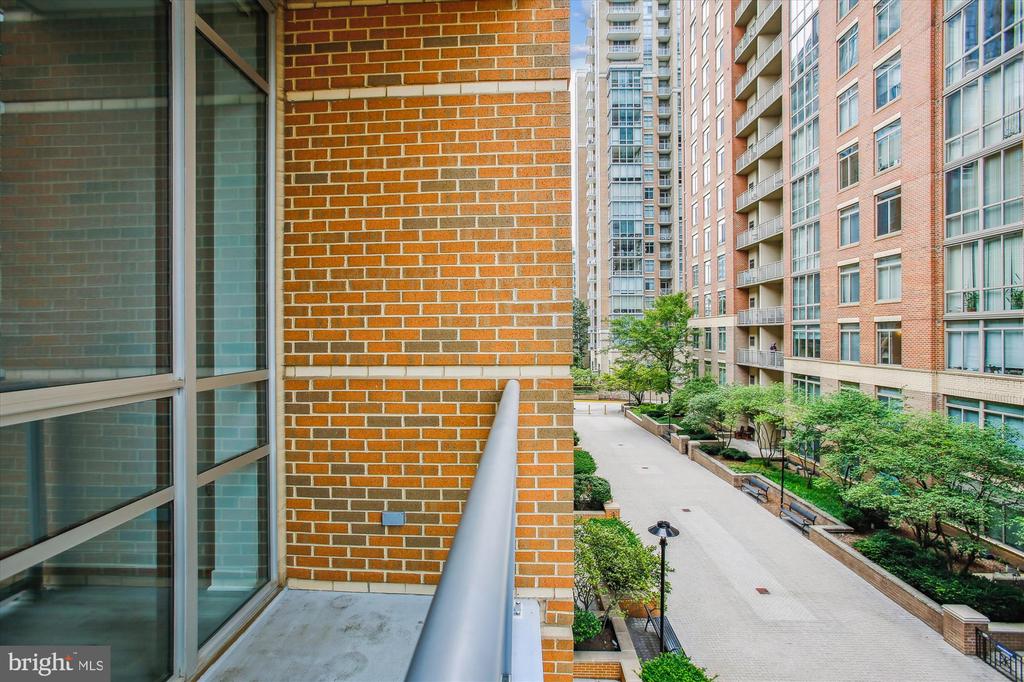 12025 NEW DOMINION PARKWAY 305
