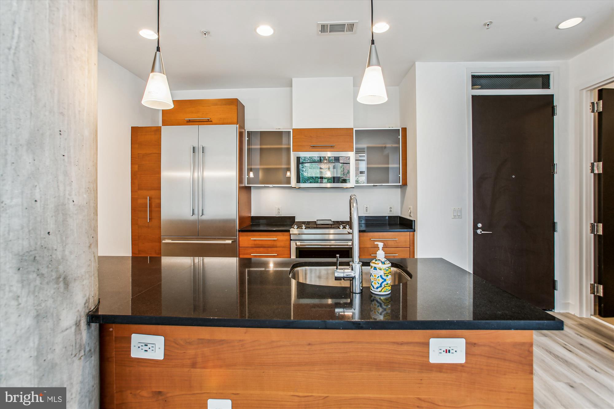 12025 NEW DOMINION PARKWAY 305