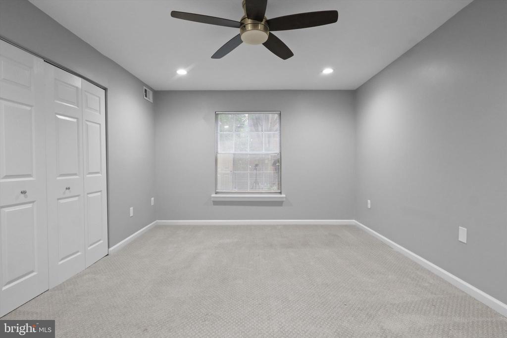1931 WILSON LANE 101