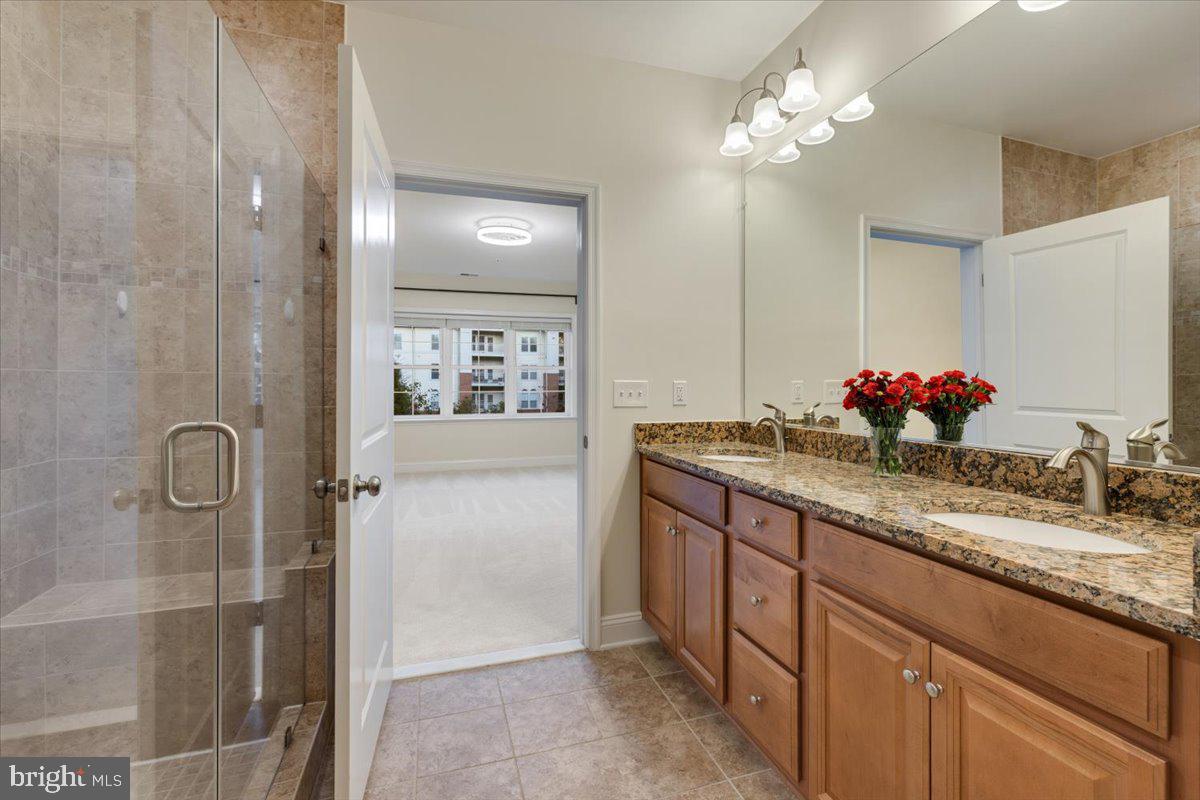 2907 BLEEKER STREET 3-106