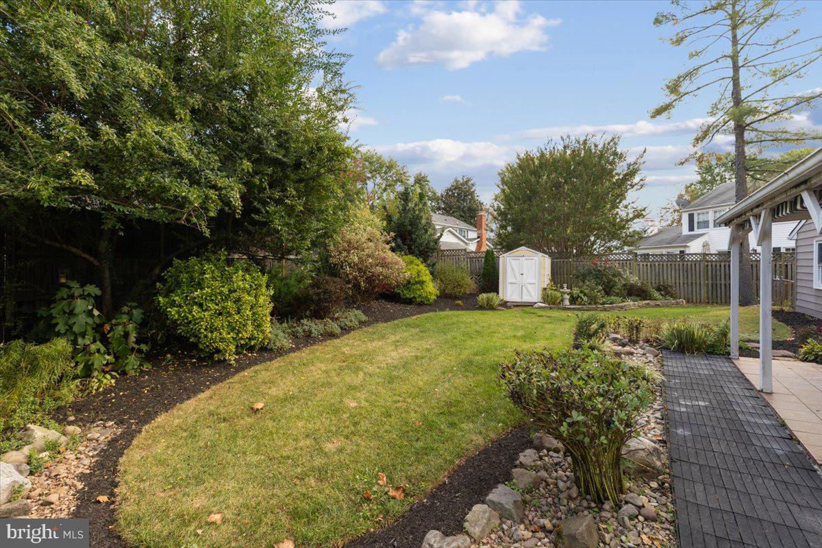 4133 POINT HOLLOW LANE