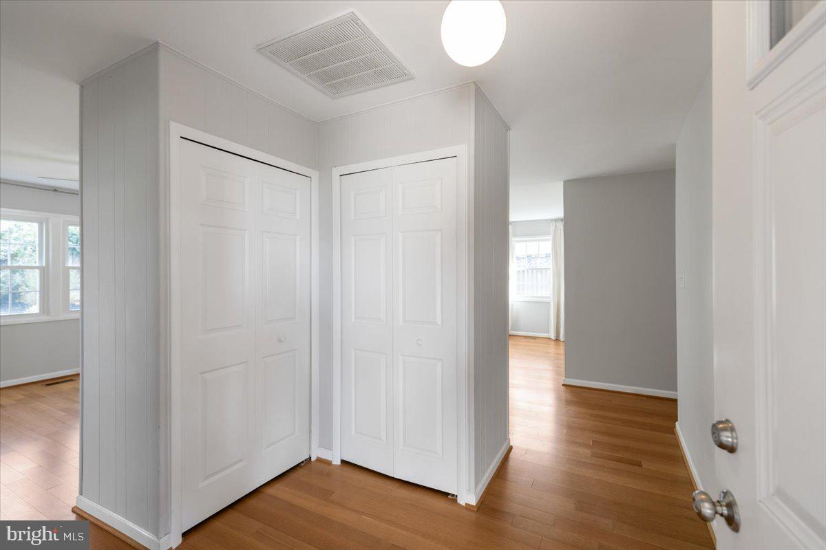 4133 POINT HOLLOW LANE