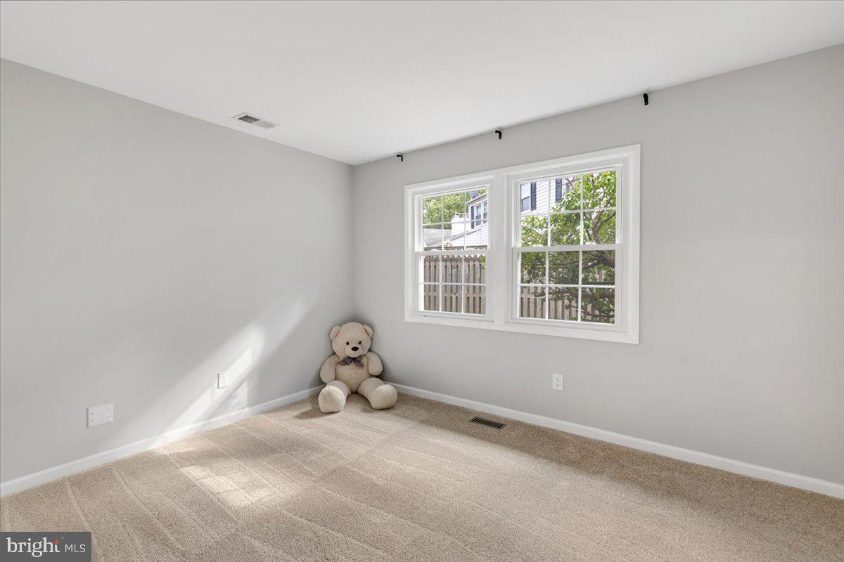 4133 POINT HOLLOW LANE