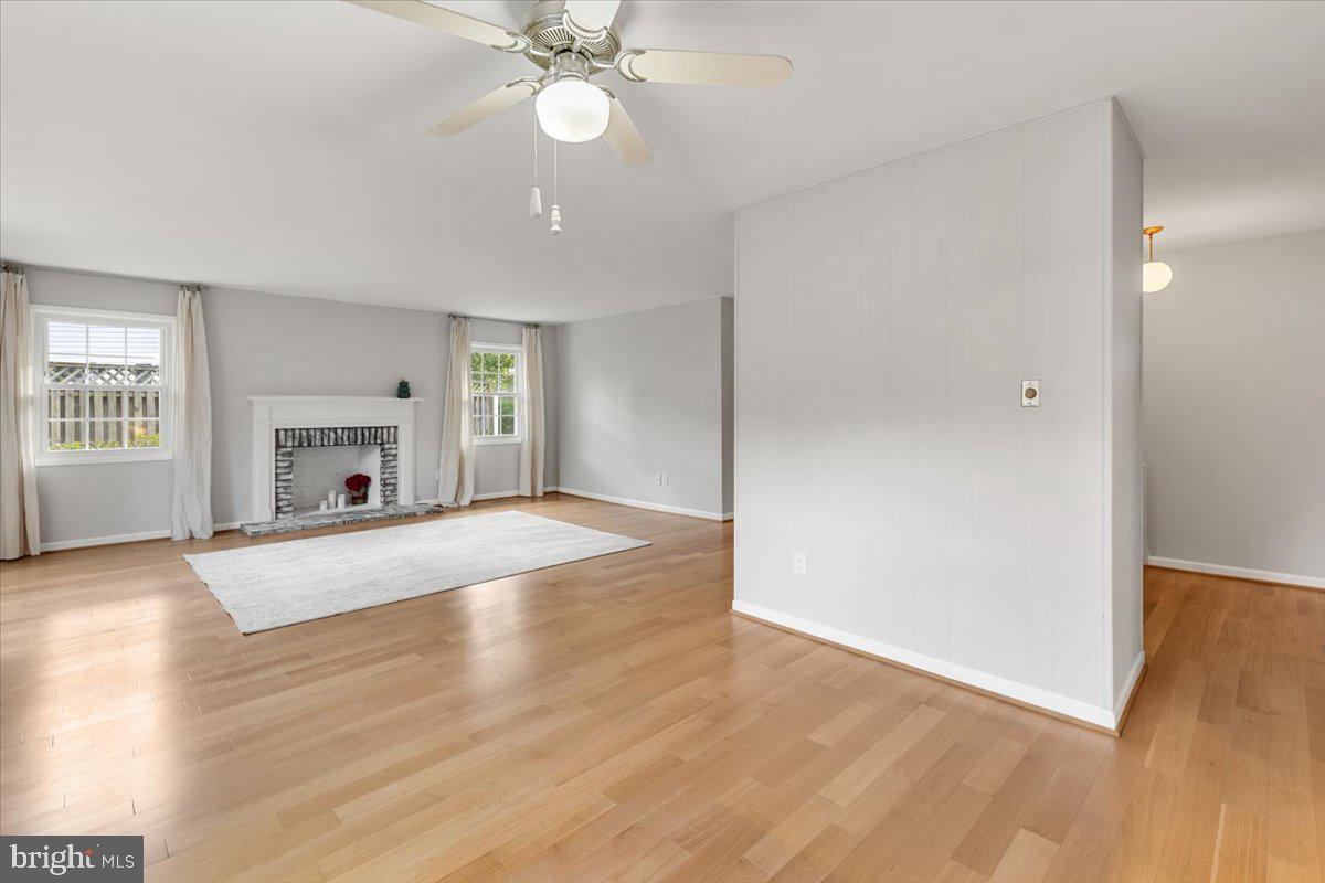 4133 POINT HOLLOW LANE