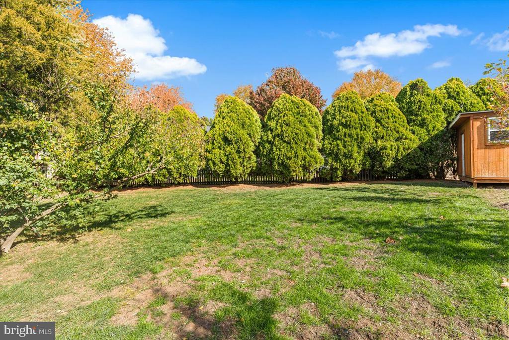 5438 TREE LINE DRIVE