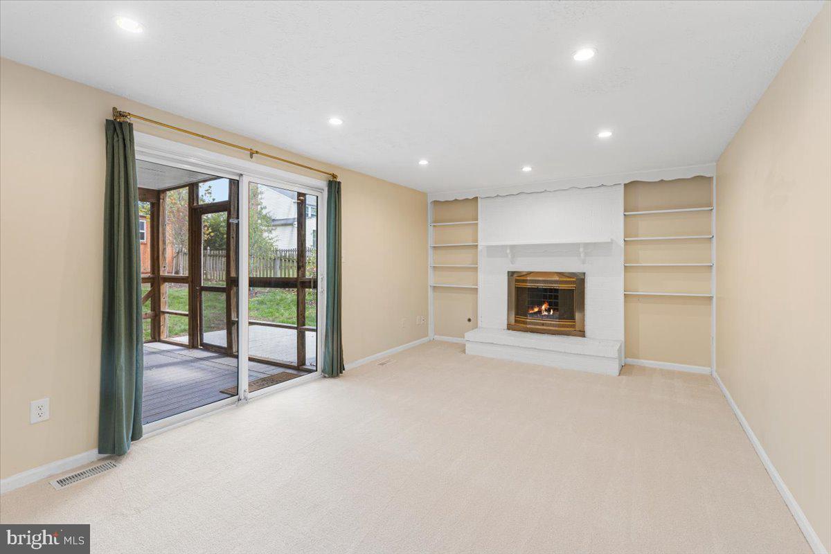 5438 TREE LINE DRIVE