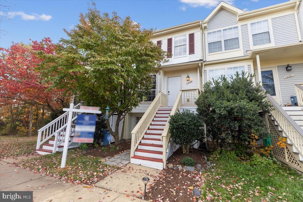 14159 AUTUMN CIRCLE