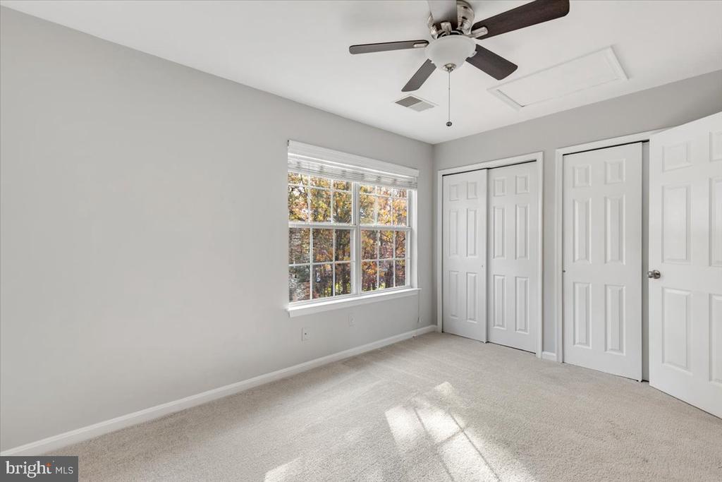 14159 AUTUMN CIRCLE