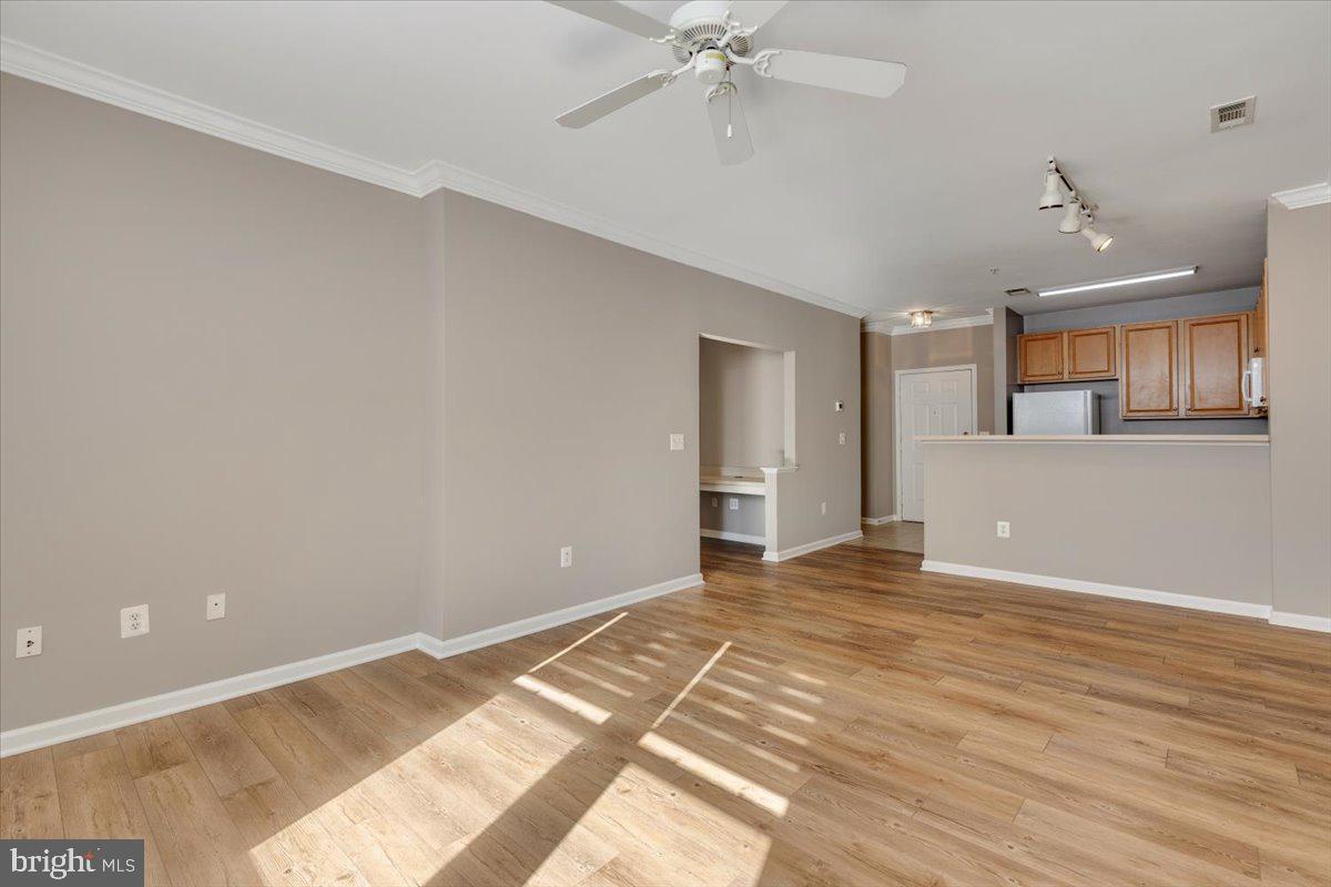12001 MARKET STREET 257