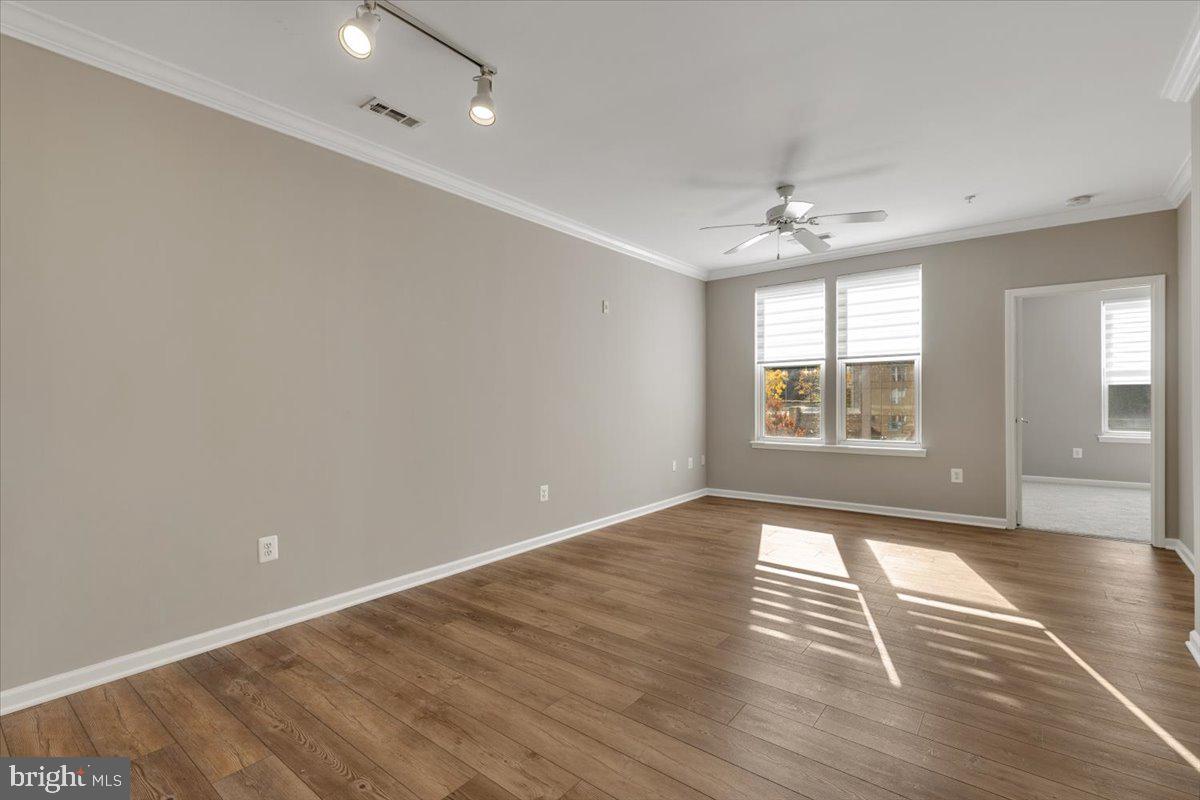 12001 MARKET STREET 257