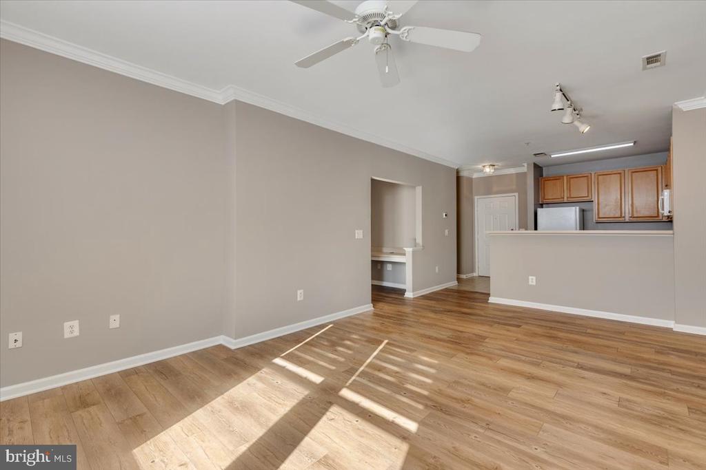 12001 MARKET STREET 257