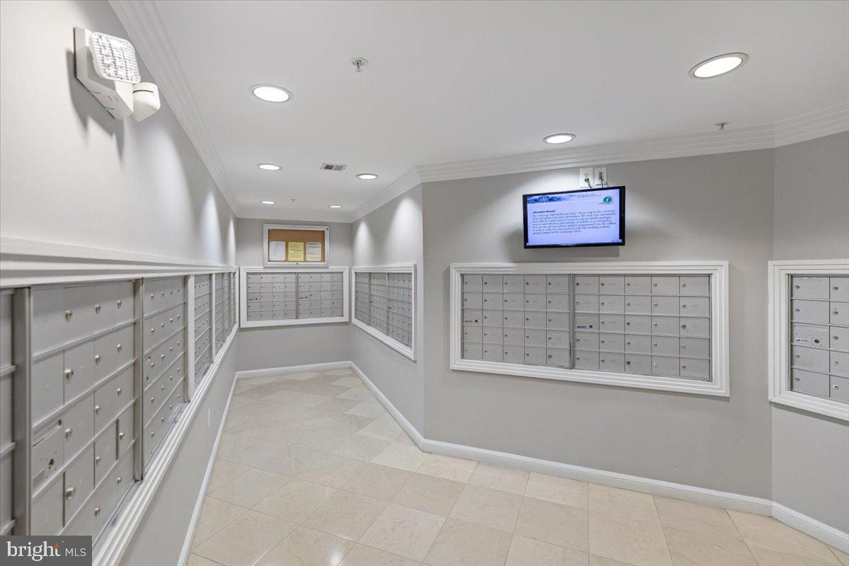 12001 MARKET STREET 257