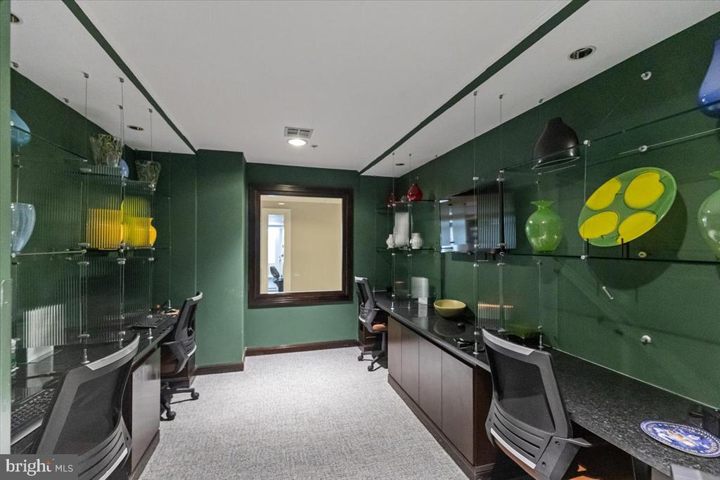12001 MARKET STREET 257