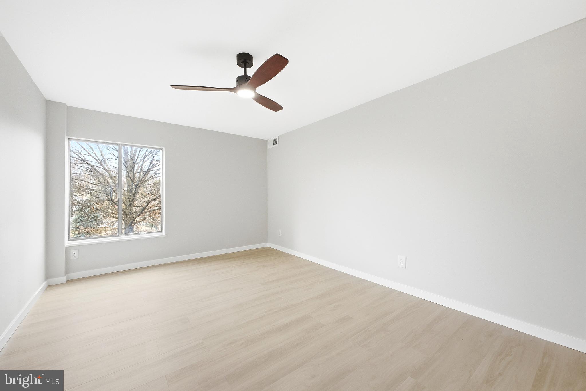 6001 ARLINGTON BOULEVARD 304