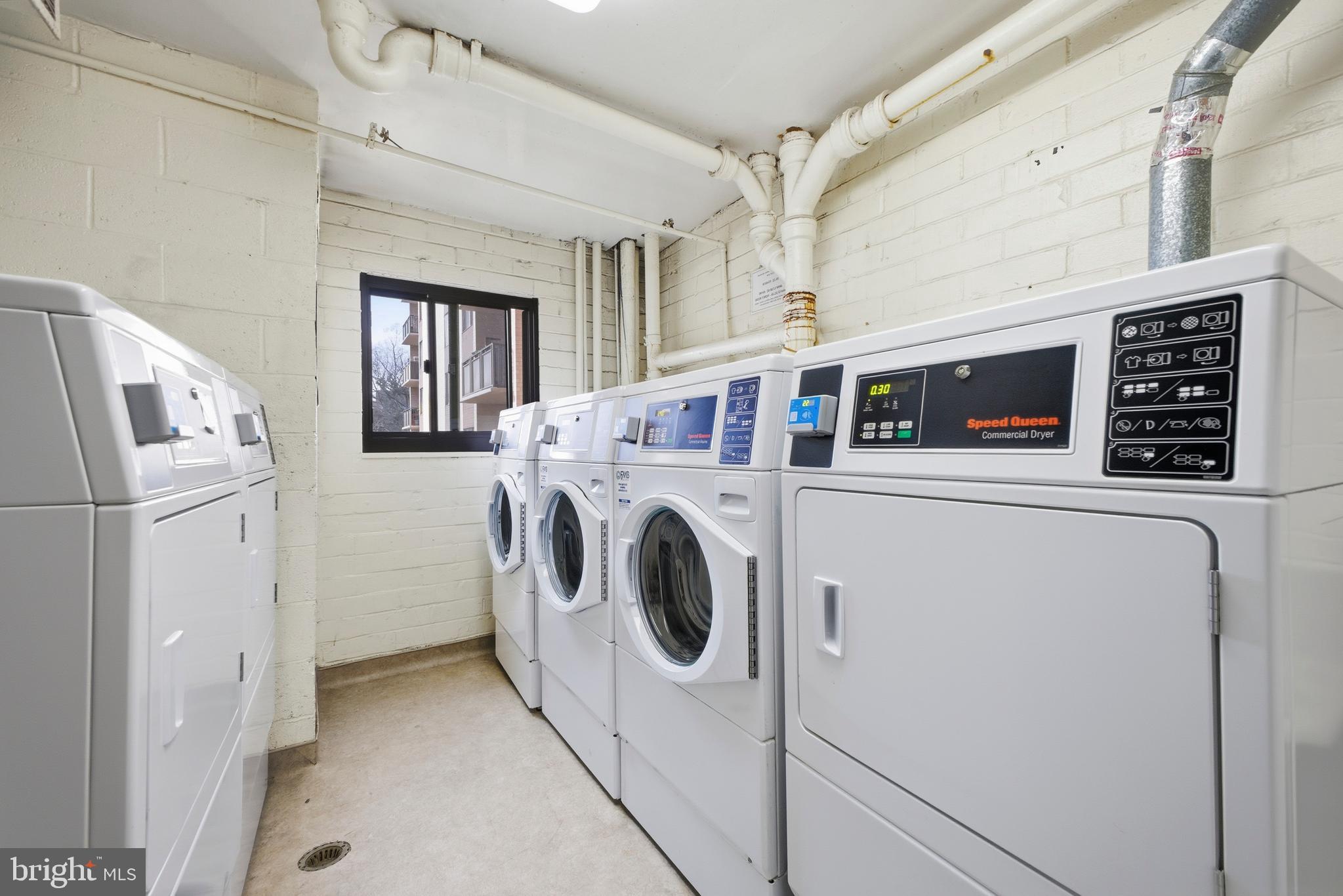 6001 ARLINGTON BOULEVARD 304