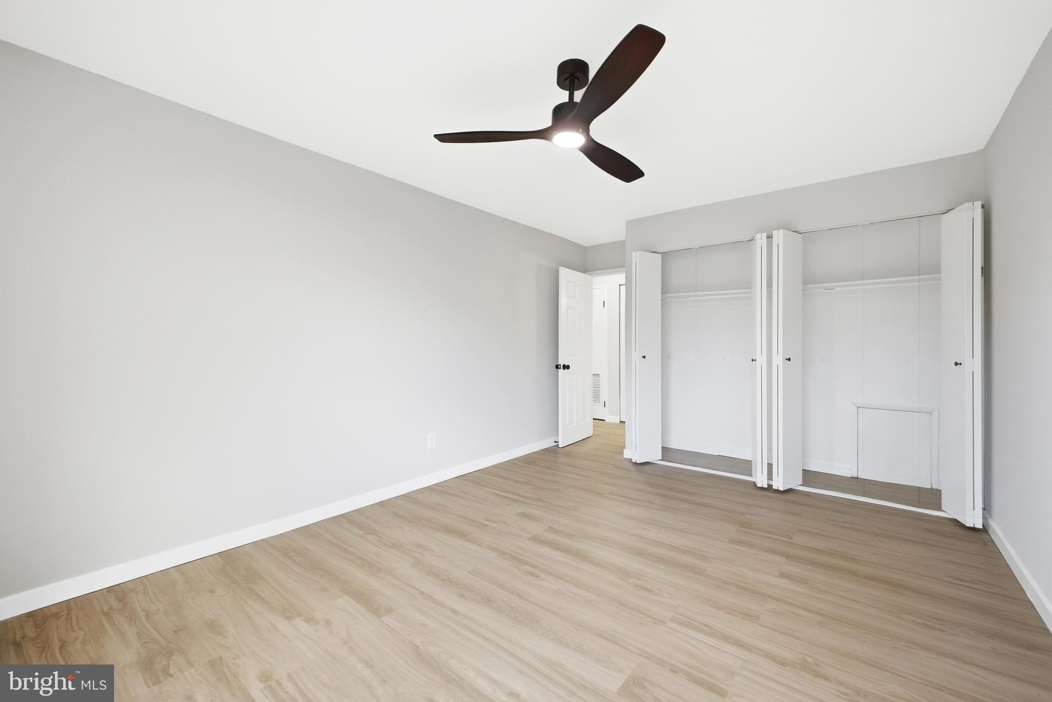 6001 ARLINGTON BOULEVARD 304