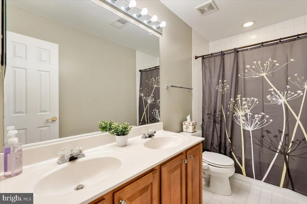 13714 MONET COURT