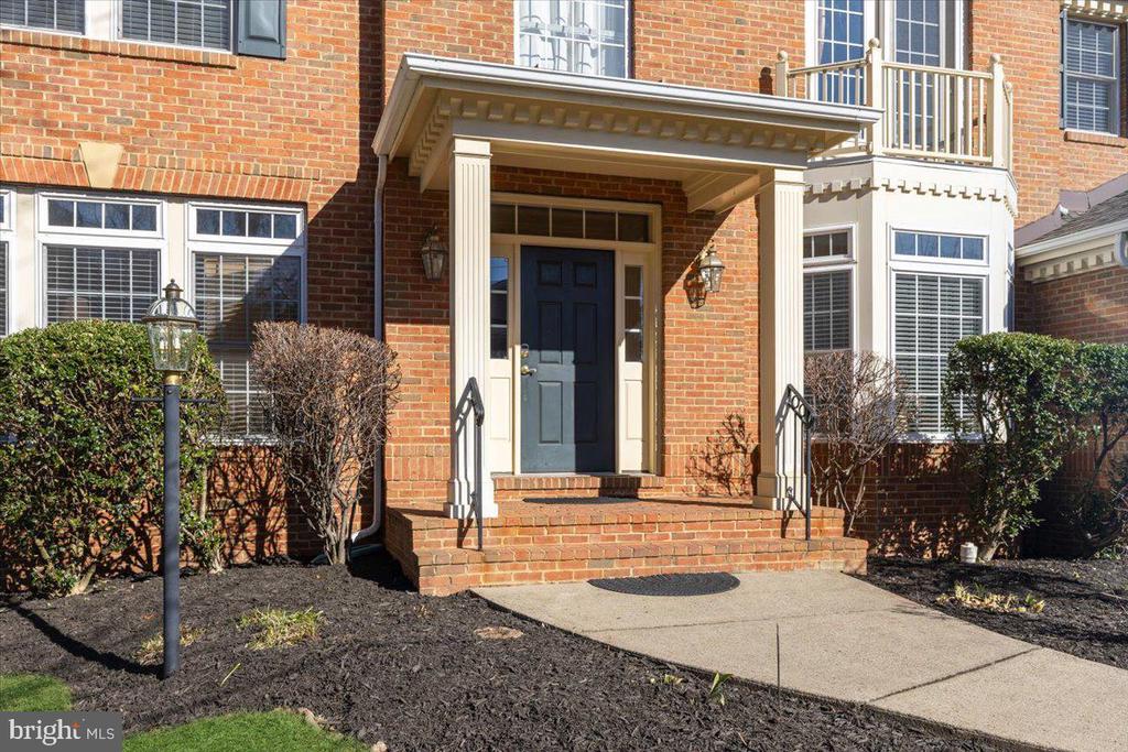 13714 MONET COURT