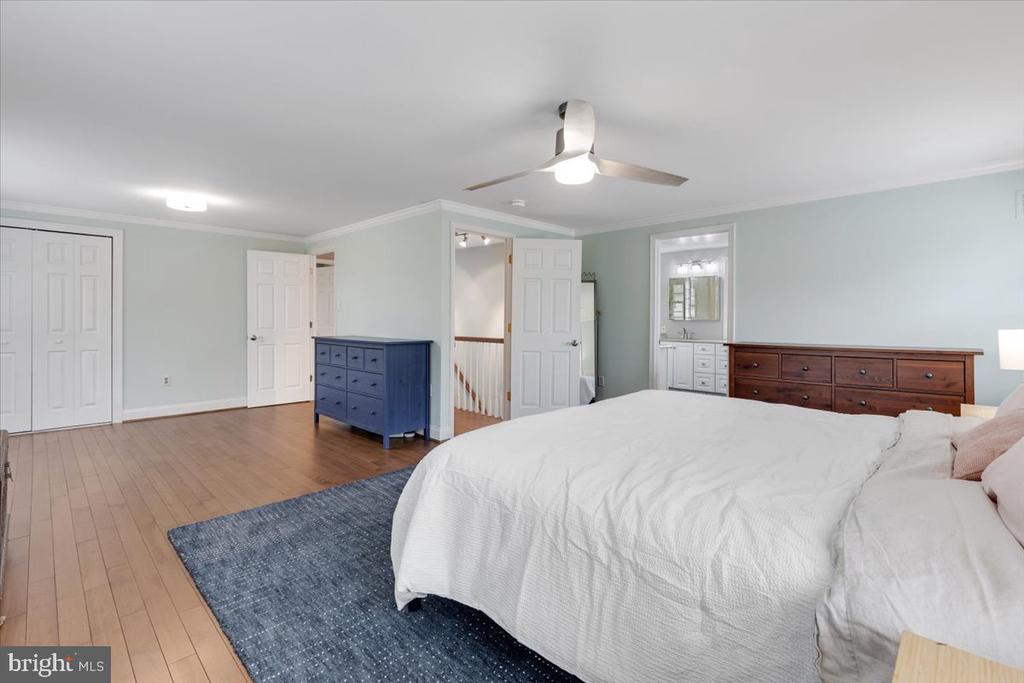 13113 MADONNA LANE