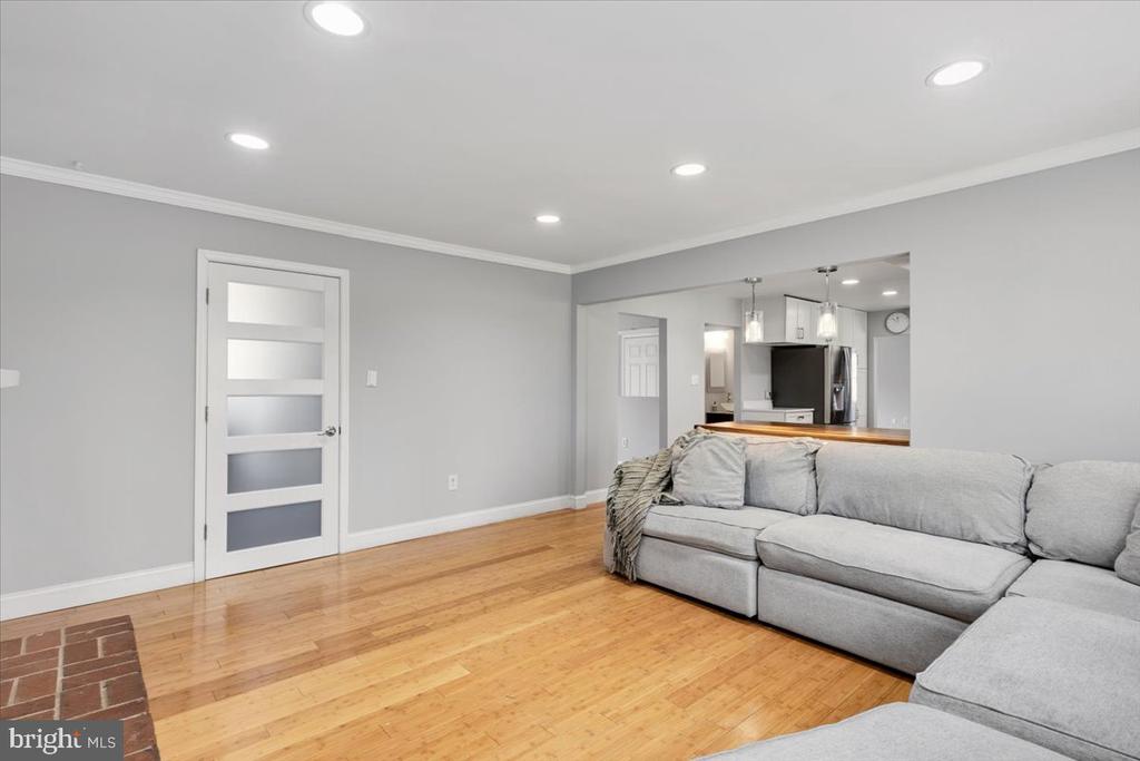 13113 MADONNA LANE