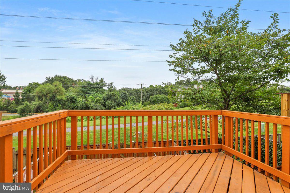 6511 OLD CARRIAGE LANE