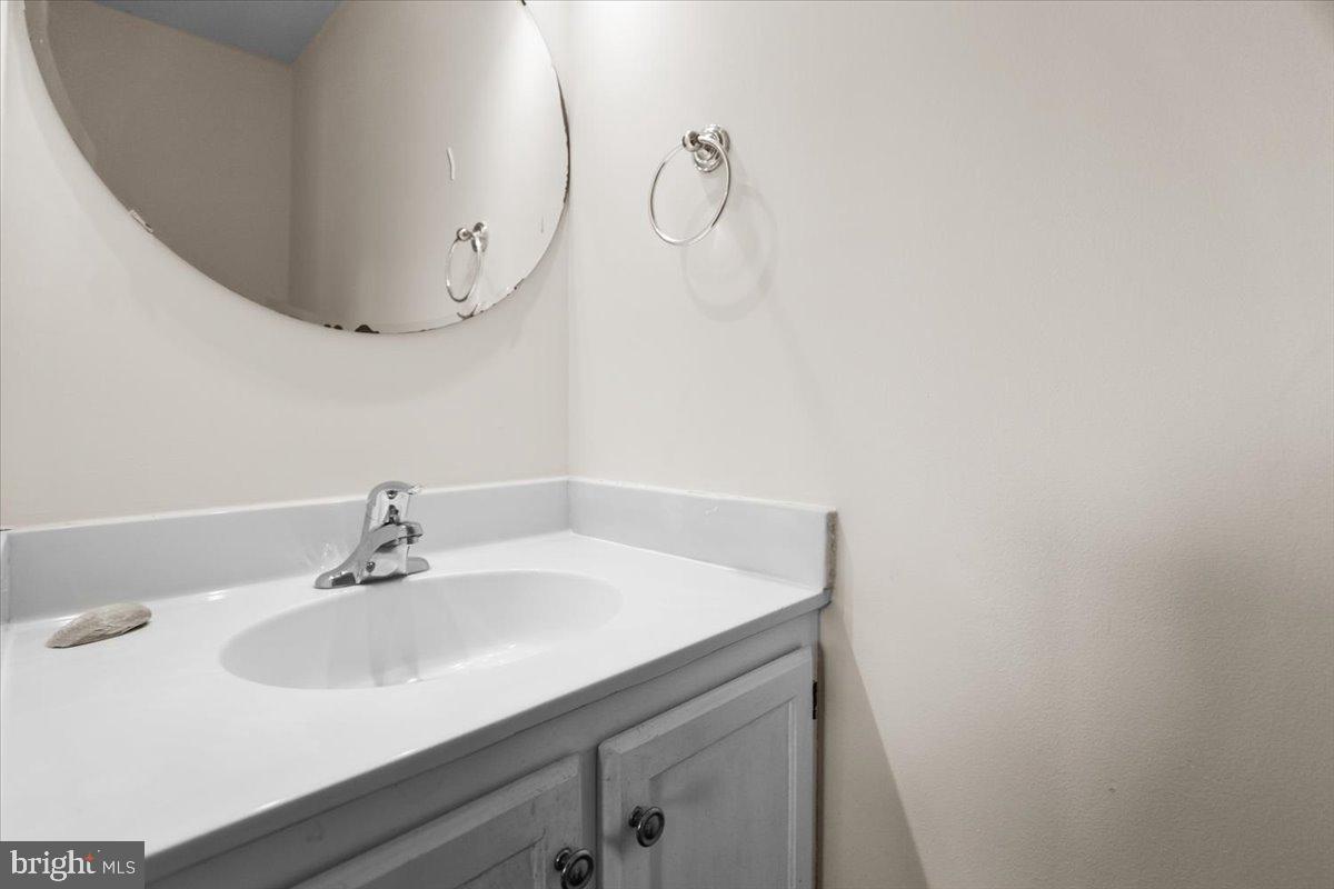 6511 OLD CARRIAGE LANE