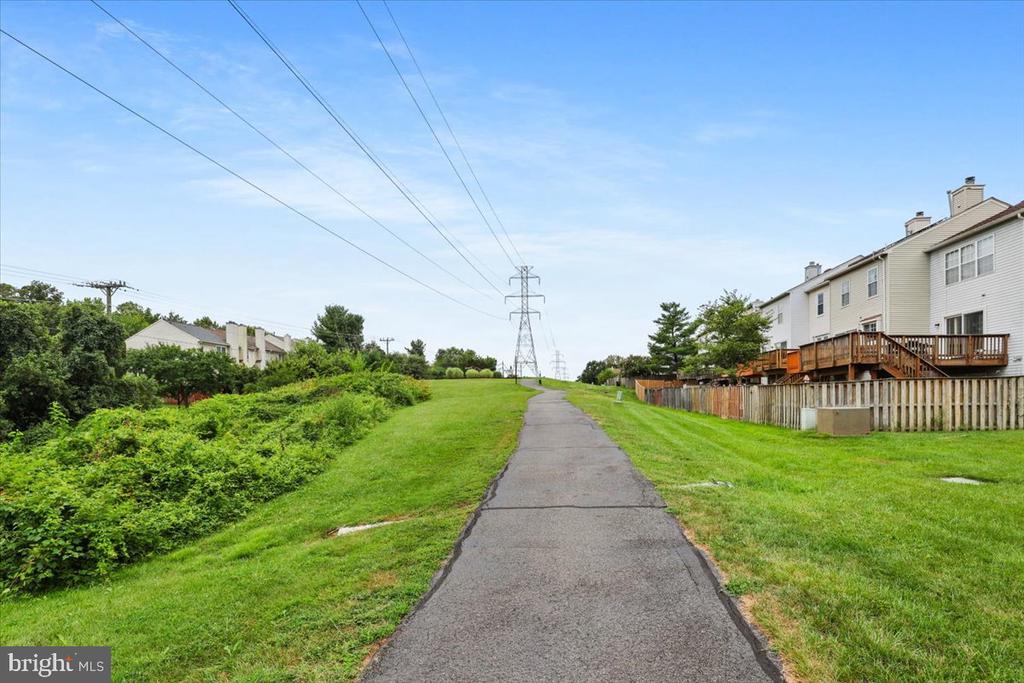 6511 OLD CARRIAGE LANE