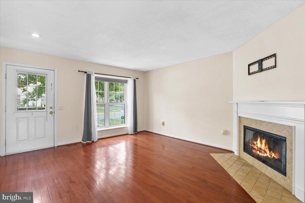 6511 OLD CARRIAGE LANE