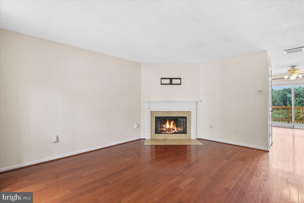 6511 OLD CARRIAGE LANE