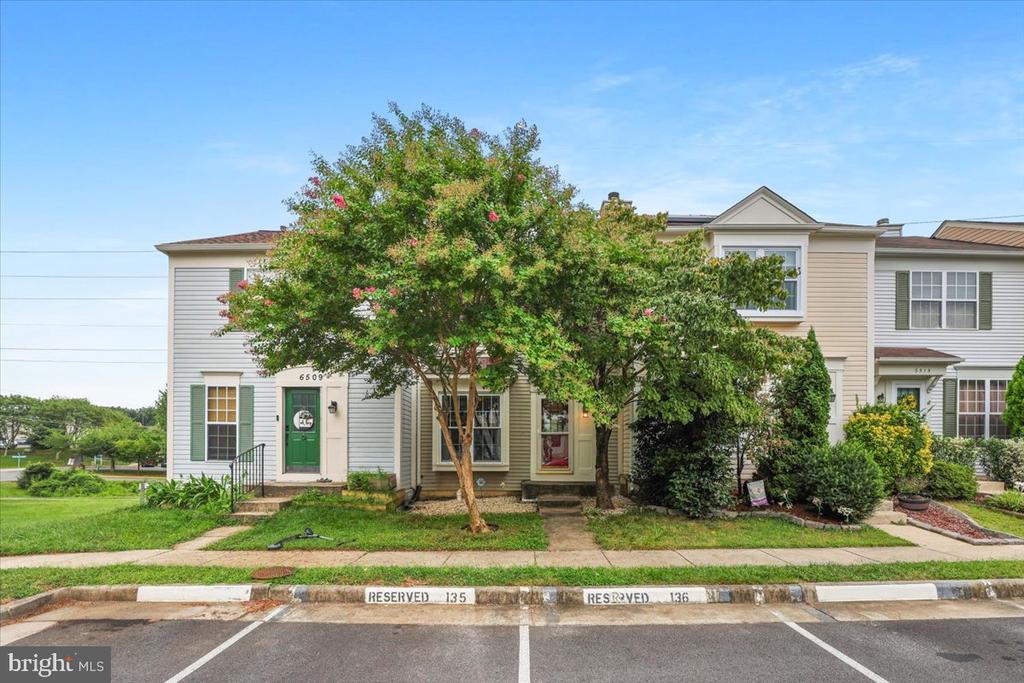6511 OLD CARRIAGE LANE