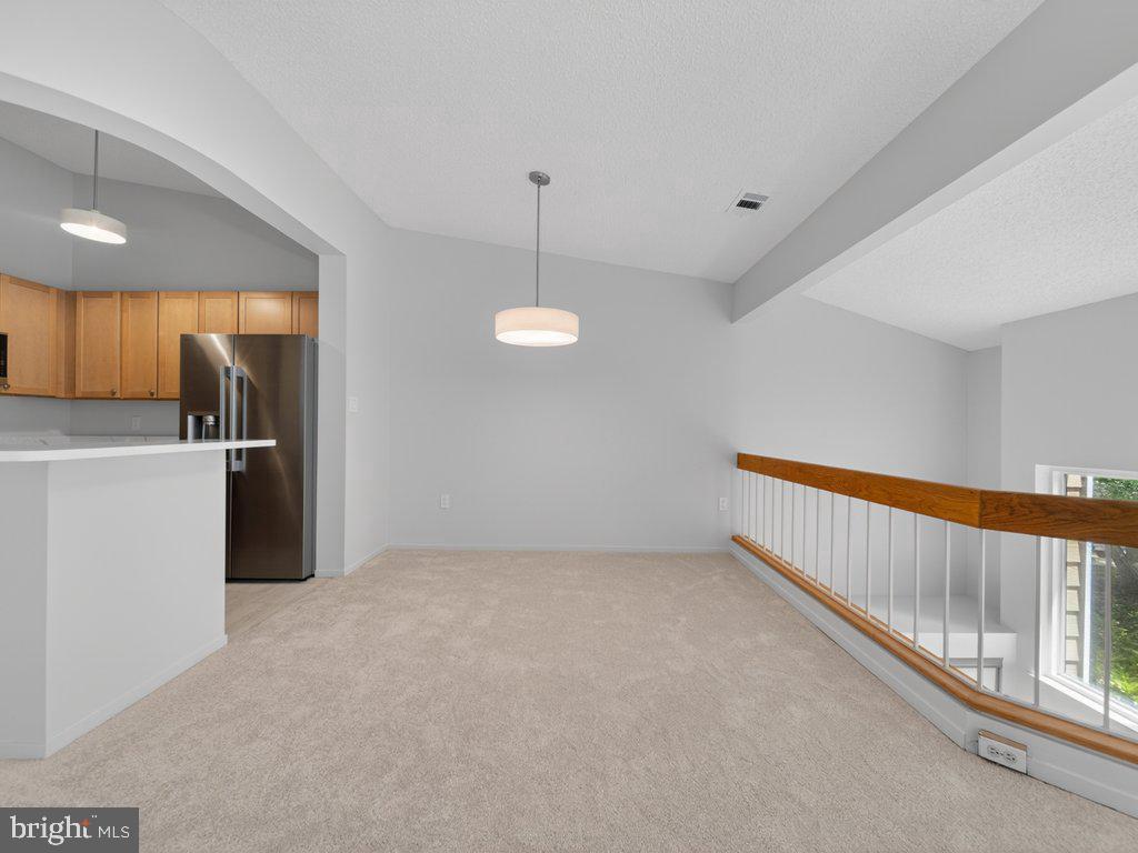 1917 VILLARIDGE DRIVE B