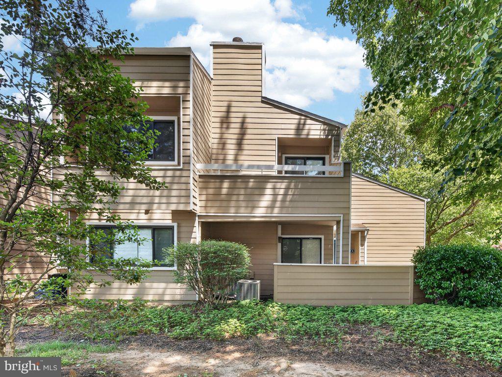 1917 VILLARIDGE DRIVE B