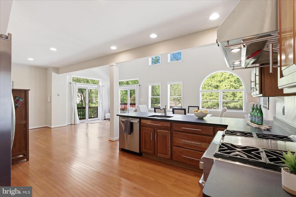 6256 WOODFAIR DRIVE