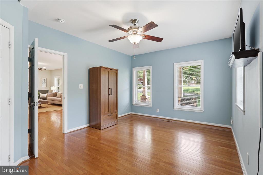 6256 WOODFAIR DRIVE