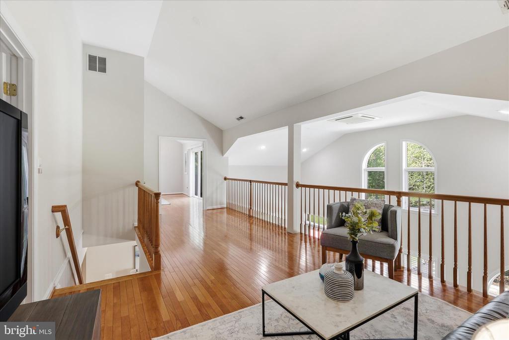 6256 WOODFAIR DRIVE