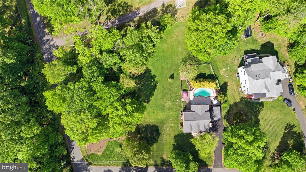 6256 WOODFAIR DRIVE