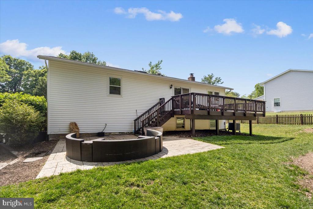 7001 SPUR ROAD