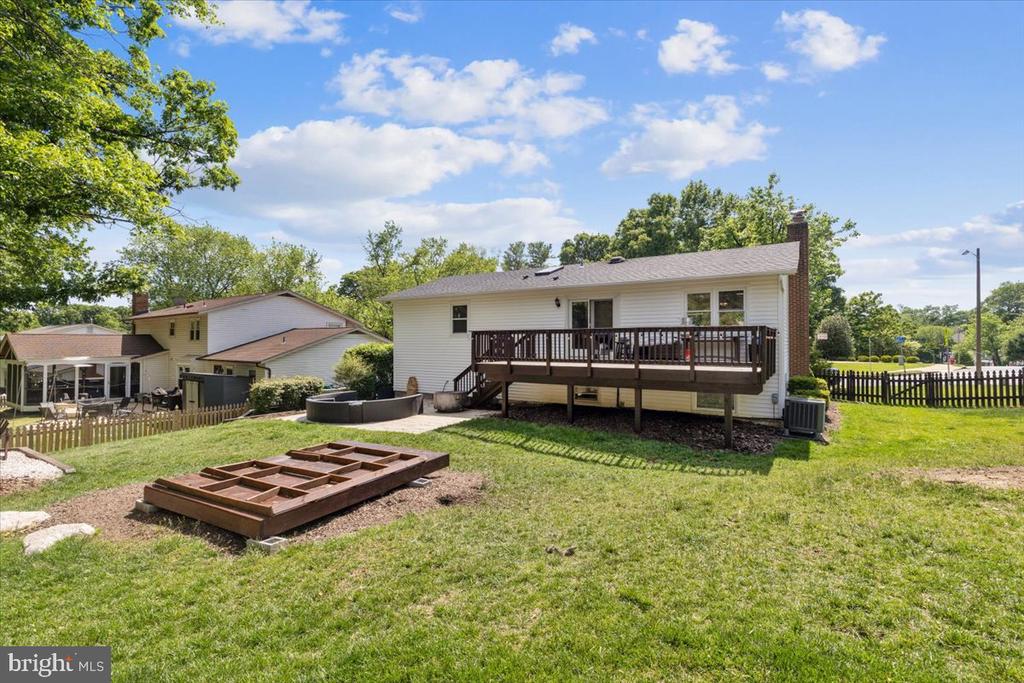 7001 SPUR ROAD