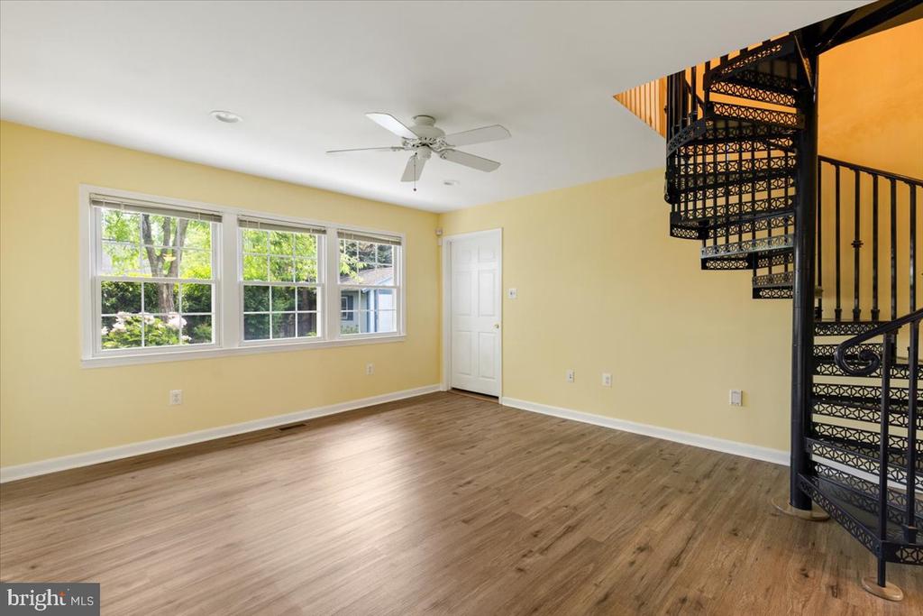 13107 PARSON LANE