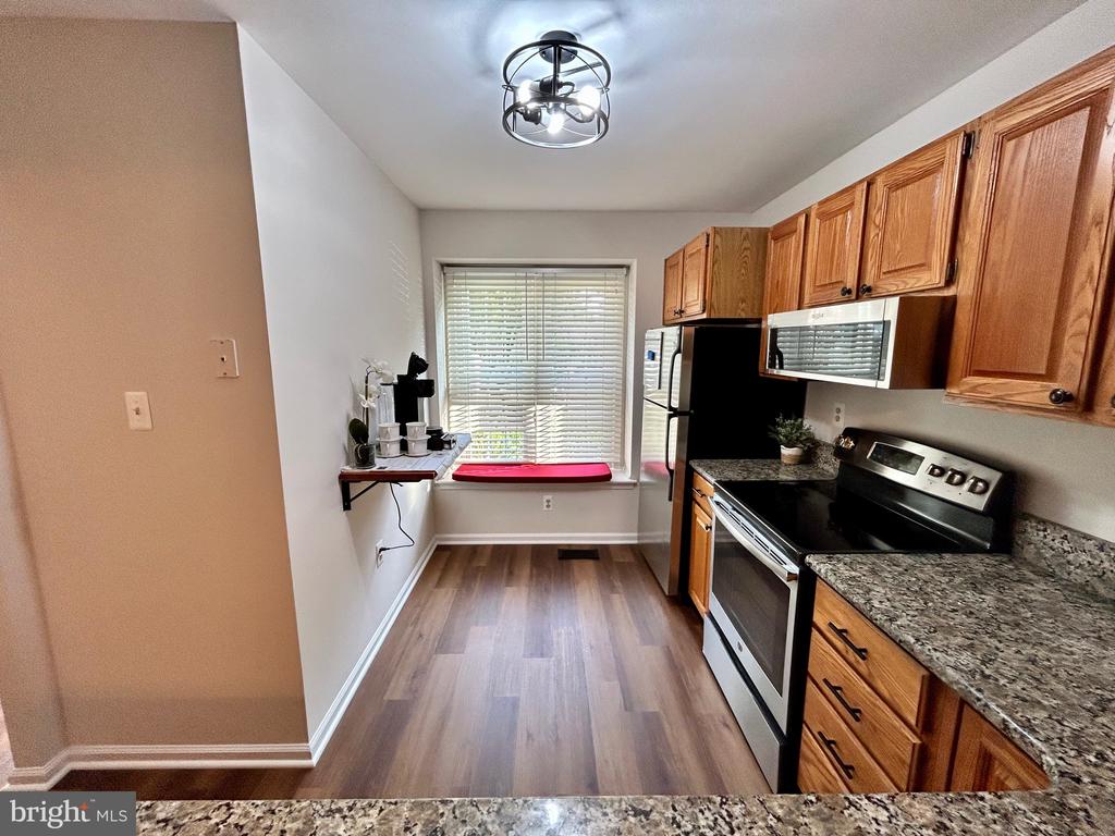 7932 PEBBLE BROOK COURT