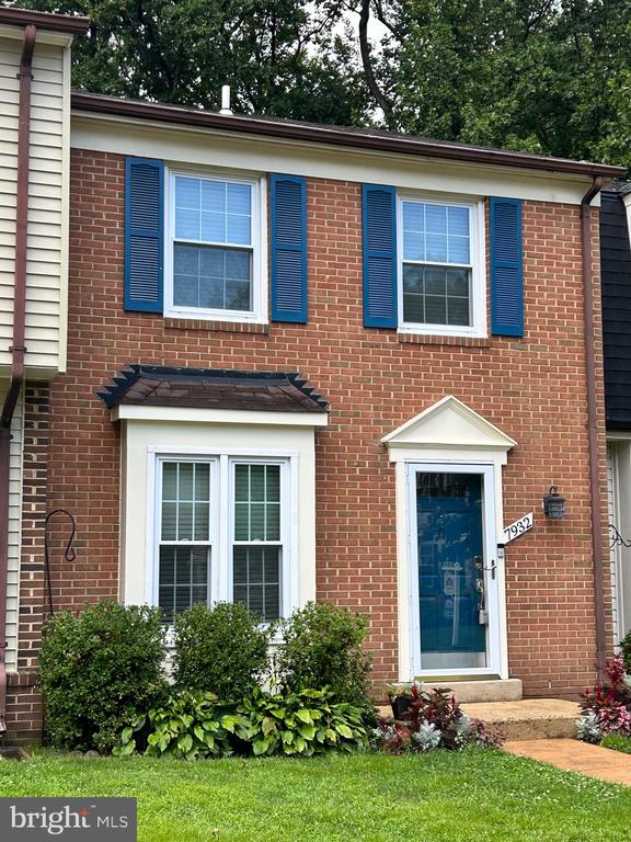 7932 PEBBLE BROOK COURT