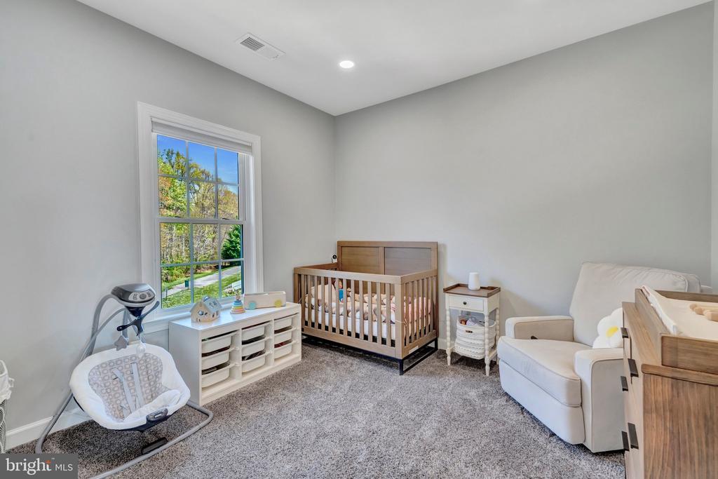 3961 WOODBERRY MEADOW DRIVE